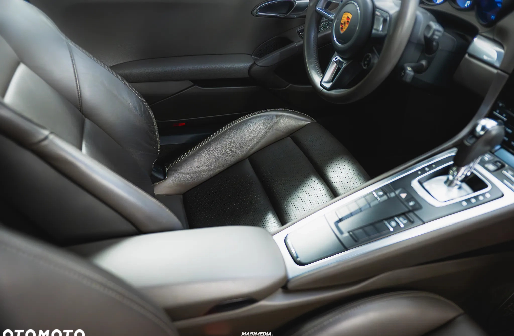 Porsche 718 Cayman cena 250000 przebieg: 34000, rok produkcji 2018 z Lipno małe 529